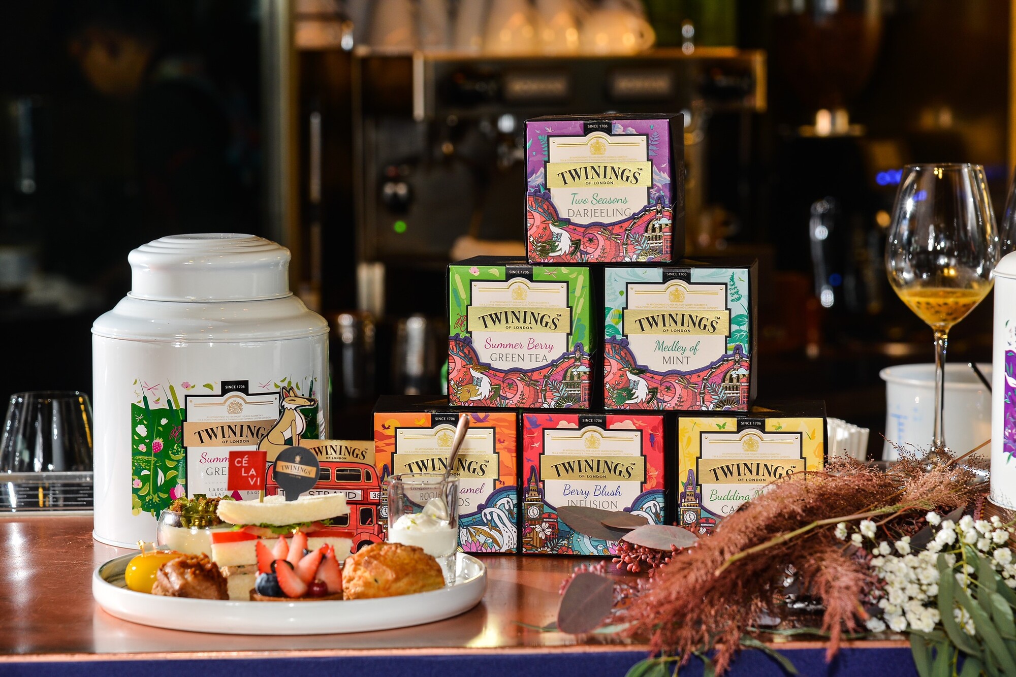 TWININGS x CÉ LA VI Taipei「倫敦。風旅 」聯名午茶與節慶包裝.jpg